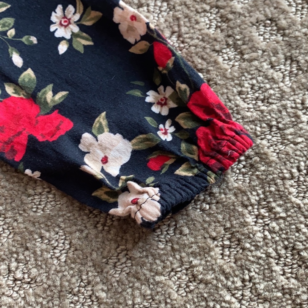 Girls Old Navy dress - Picture 7 of 7